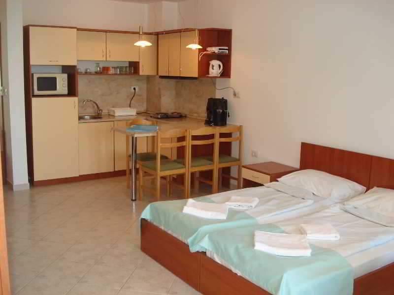 Tsb Sun Coast Apartments Sveti Vlas Buitenkant foto