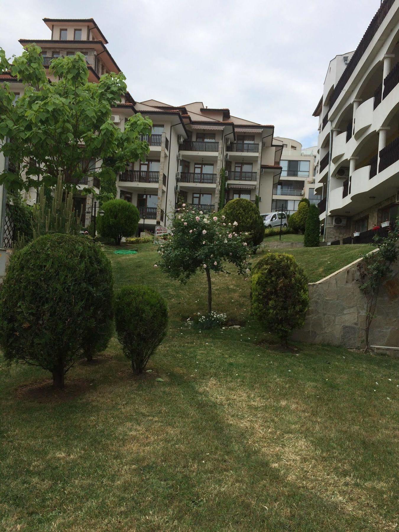 Tsb Sun Coast Apartments Sveti Vlas Buitenkant foto